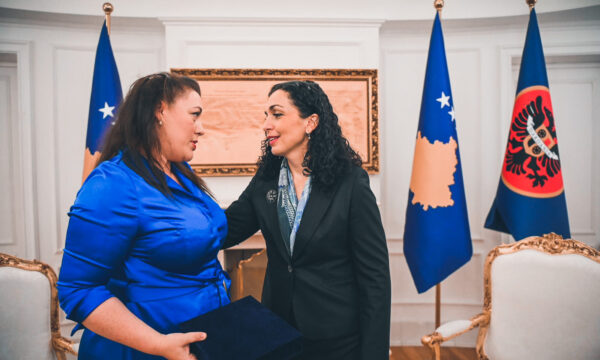 Fundi i mandatit të Osmanit, deputetja britanike: Gabim të humbet një lider i kalibrit të saj në kohë jostabiliteti