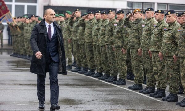 Kroacia i reagon Vuçiqit: Po e keqinterpreton me qëllim marrëveshjen me Kosovën e Shqipërinë, nuk na shqetësojnë deklarimet e tij për armatim