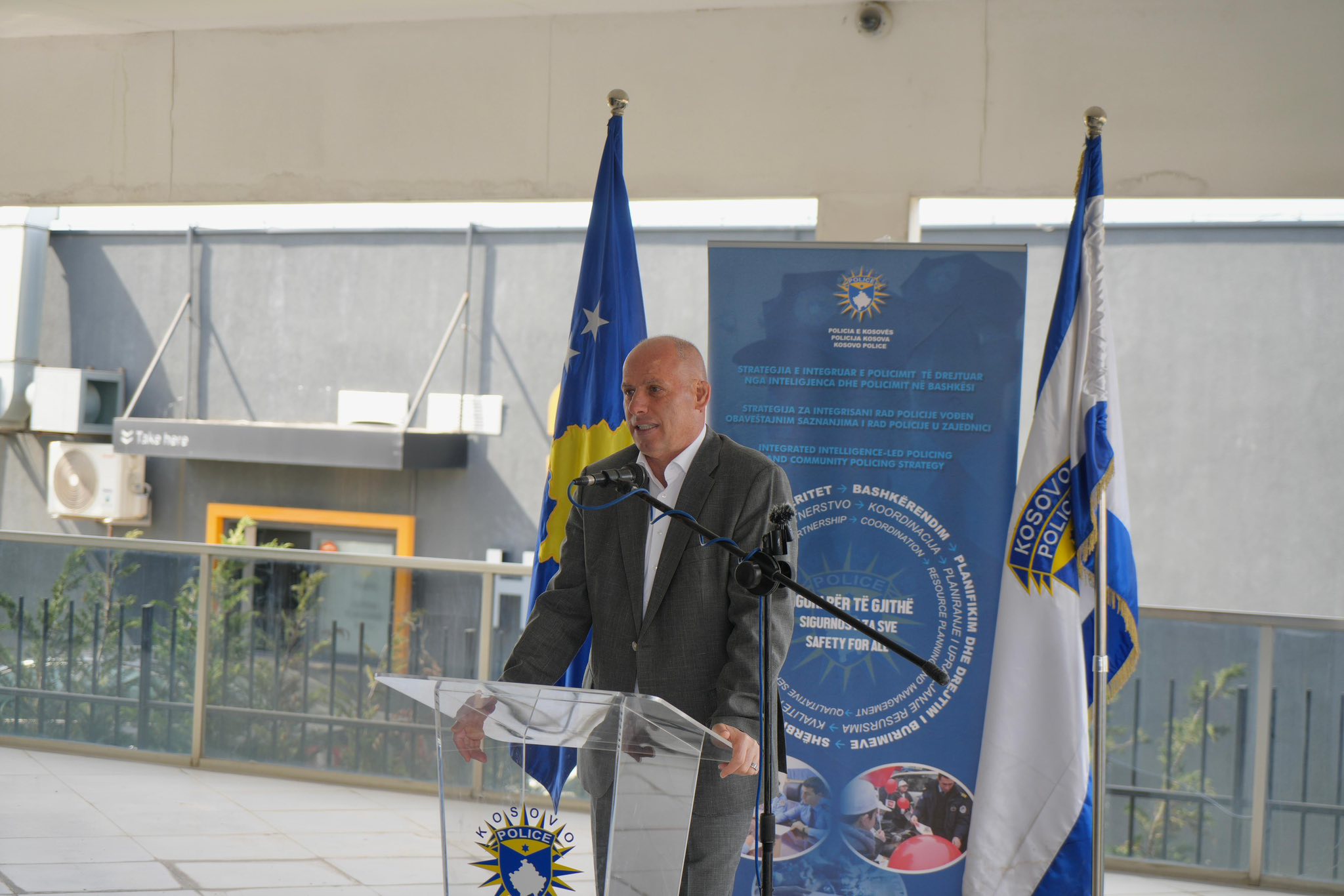 Ramiz Lladrovci: Krenar me Policinë e Kosovës, njësia e Trafikut vendoset në Komoran