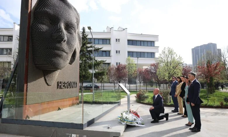 Homazhe te Memoriali Heroinat – Haradinaj: Drejtësi për viktimat e dhunës seksuale