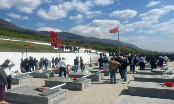 OVL-UÇK kujton dëshmorët e Komunës së Istogut