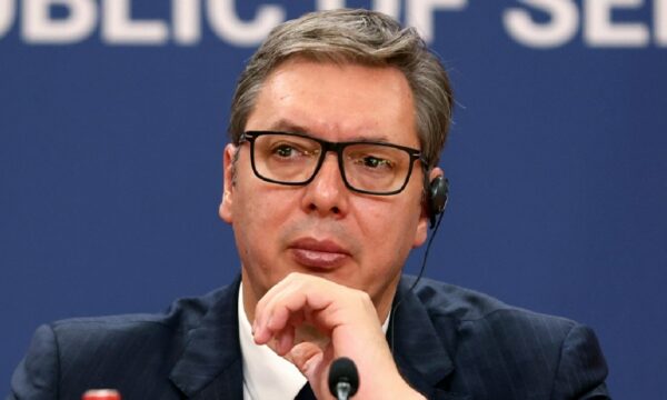 Vuçiq: Është gjetur eksploziv pranë infrastrukturës së gazit në kufi me Hungarinë