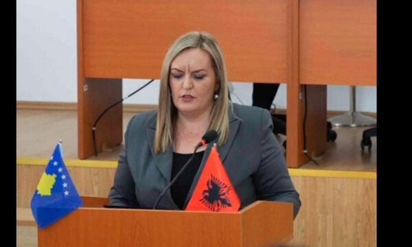 Vdes Drejtoresha e Arsimit në Komunën e Shtimes, kryetari Aliu: Lajm tronditës, fort i trishtë e pikëllues