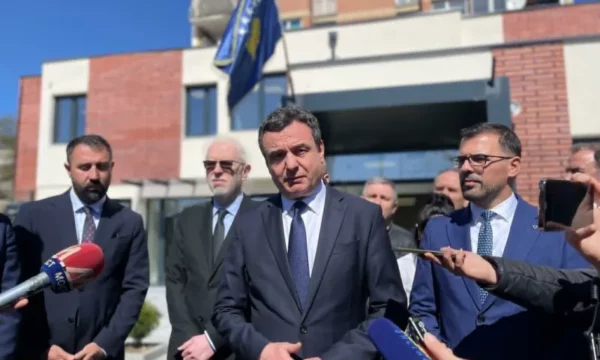 Kurti nga veriu thotë se koha para qeverisë së tij ‘‘nuk ka qenë normale’’: Unë nuk jam mbi ligjin
