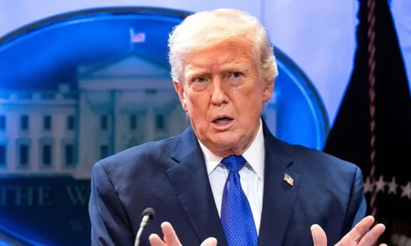 Trump propozon një “bashkëpunim të përbashkët” me Iranin për Ngushticën e Hormuzit