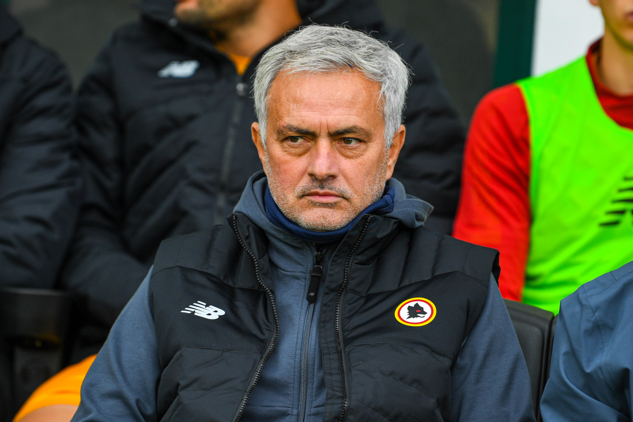 Mourinho lë të hapur mundësinë e rikthimit te Real Madridi