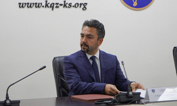 Radoniqi: Kërkoj falje për shkresën e fundit te kryetarja e Kuvendit, kjo çështje të diskutohej në mbledhjen e KQZ-së paraprakish