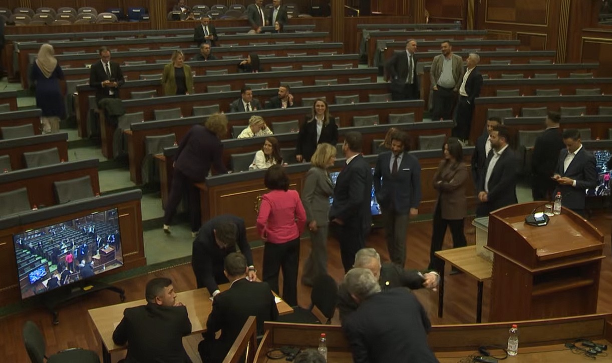 VV nis procedurat për zgjedhjen e Presidentit pa opozitën në sallë – A po shkelet Kushtetuta?