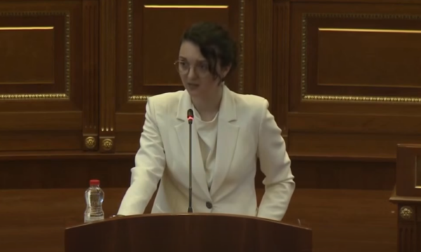 Deputetja e VV’së “sqarohet” për Bordin e Paqes: Nuk e ndryshojmë përmbajtjen e marrëveshjes, jemi pro ratifikimit