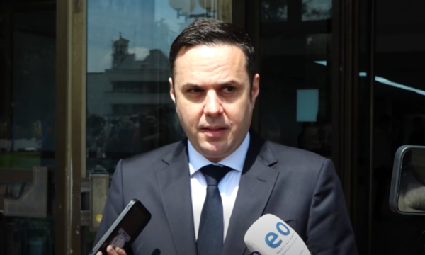 Abdixhiku: S’ka gjasa të vetëpropozohem për president, LDK s’mbështet skenarin ku tri pozitat kryesore në shtet i ka VV
