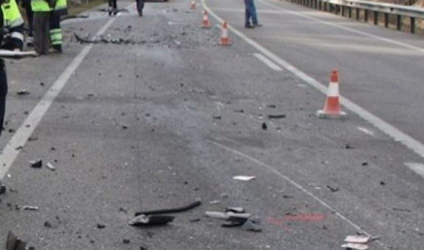 Aksident në Rrugën e Kombit, 2 të vdekur dhe 5 të lënduar