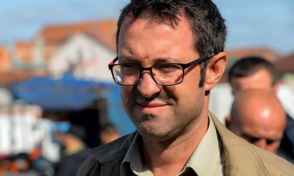 Alban Krasniqi i VV’së: LDK është dashur t’a zyrtarizojë emrin e Osmanit me shkresë e nënshkrimet e të gjithë deputetëve
