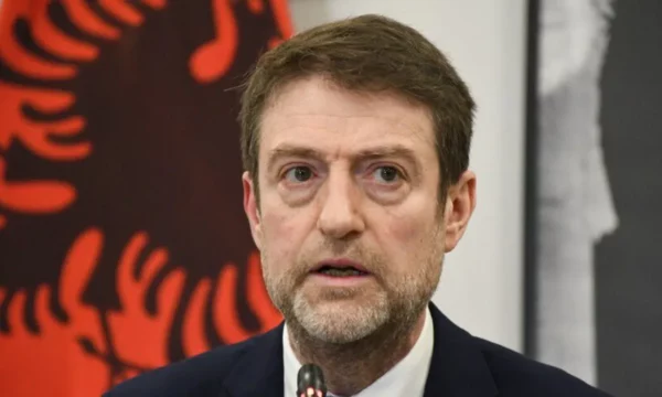Kryediplomati shqiptar: Sovraniteti i Kosovës s’mund dhe nuk duhet të vihet në dyshim, procesi i normalizimit me Serbinë s’ka ecur si duhet