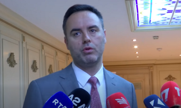 Konjufca: Do të isha i lumtur të tërhiqja kandidaturën time në momentin që opozita gjen një kandidat për President