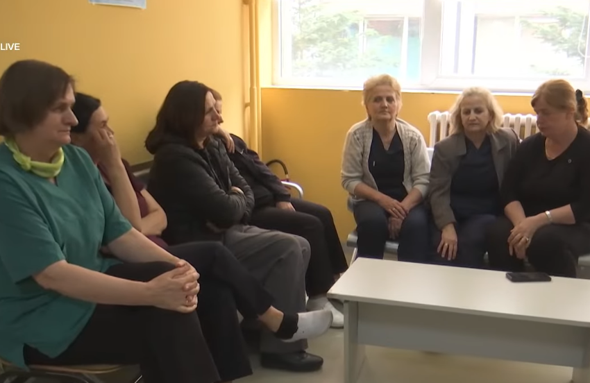 Nuk u dalin pagat, punëtoret teknike të QKMF-së në Prishtinë nisin grevën