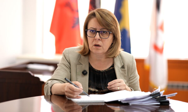 Bajrami: Albin Kurti po na çon në zgjedhje, kjo është arsyeja pse po don me i kalu ligjet shpejt