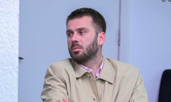 Kërçeli: Vjosa Osmani pretendon se e mbrojti Albin Kurtin, ne pamë tjetër çka publikisht, madje na quajti “bixhozli”