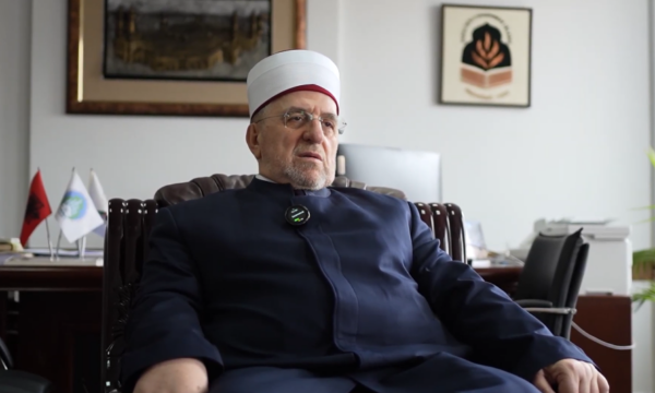 Myftiu Tërnava: Dikujt s’po i pëlqen harmonia ndërfetare te ne, me thirrjet për konvertimet po bëhet thirrje për urrejtje mes kombit shqiptar  
