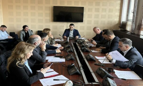 Para seancës mblidhet Komisioni për Legjislacion, këto janë pikat e rendit të ditës