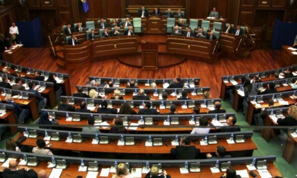 Konkursi për sekretar Kuvendi, kandidati: Kryetarja pati tendencë ta anulojë