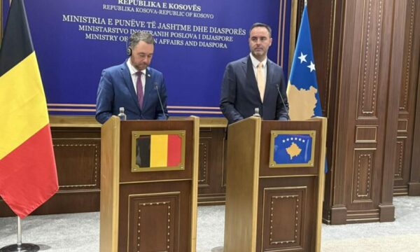 Sorensen ishte mbrëmë në Prishtinë, Konjufca: Dialogu ndodhet në gjendje të vështirë