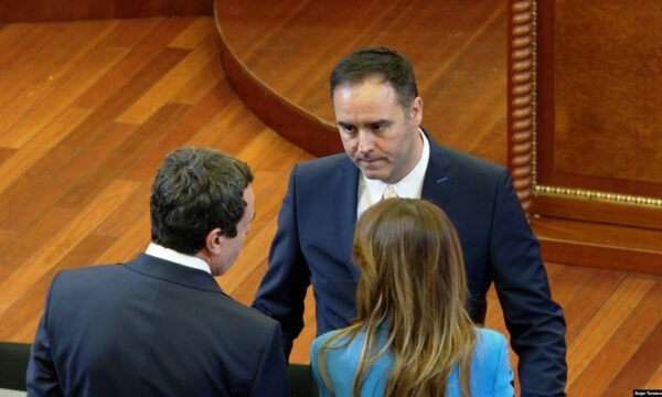 Konjufca ushqen shpresa për çështjen e presidentit: Vullneti i Abdixhikut i jep disa perspektiva që mund të ketë zgjidhje