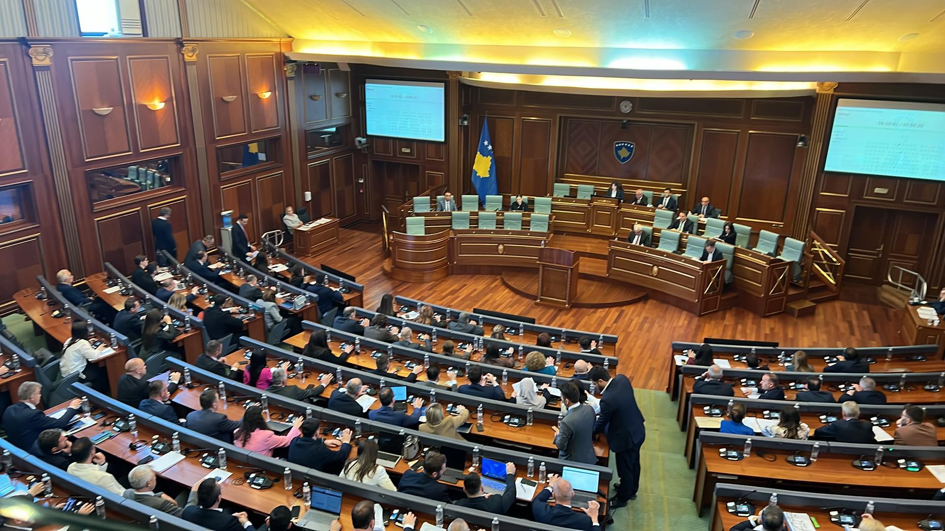 VV-ja i çon në kuvend Projektligjin për çmimet tavan dhe atë për sigurimet shëndetësore