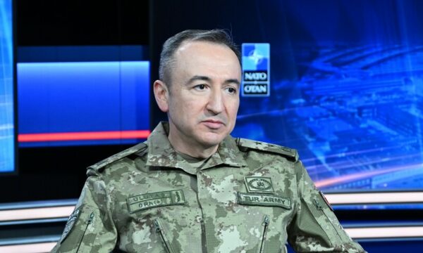 Komandanti i KFOR-it: Që nga tetori 2025, situata në Kosovë është përgjithësisht e qetë