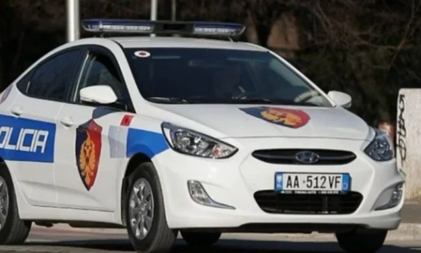 Aksident me vdekje në Tiranë, dy makina përplasen me njëra-tjetrën, humb jetën 42-vjeçari