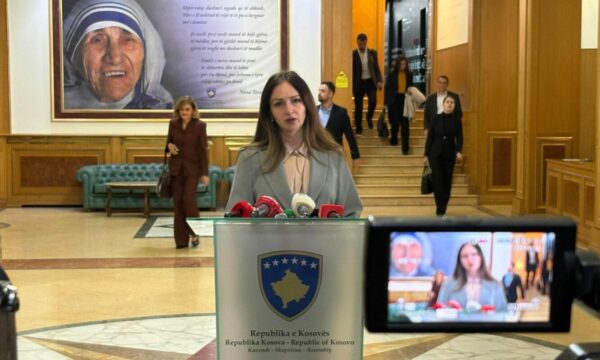 Nagavci: S’jemi njoftuar për nënshkrimet e LDK-së as unë e as Kurti