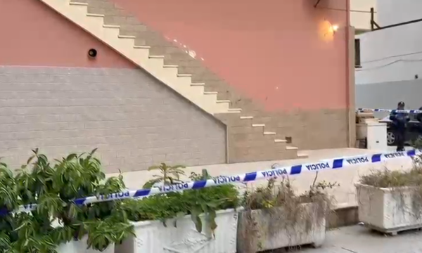 Vdekja e dyvjeçarit në Vlorë, policia: Fëmija ishte në shtëpi me nënën e tij