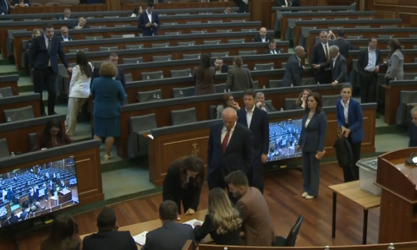 Kuvendi zgjedh Arlinda Muqën anëtare joprokurore të Këshillit Prokurorial