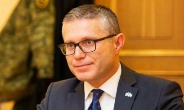 Ramadani: Gradimet brenda Policisë për motive politike, ndryshimi i Udhëzimit ndodhi në kohë fushate