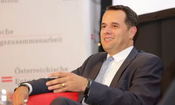 Ekonomisti Dobruna: Jemi para një krize dramatike energjetike, çmimi i naftës mund të dalë jashtë kontrollit