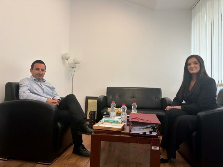 Deklarata e Pavarësisë në tokë e pas kauçit, reagon Dimal Basha: Jemi në proces të bartjes në objekt të ri, zyrtarët do ta varin në mur