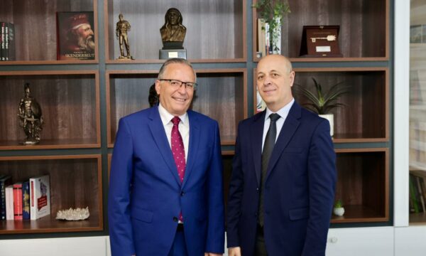 Miftar Kurti në listën e PDK’së për deputet, Hamza: Mirë se vjen Profesor