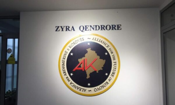 AAK sot mbledh Keshillin e Pergjithshëm, diskutohen lista zgjedhore dhe përgatitjet për Kuvendin Zgjedhor të partisë
