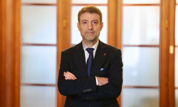Mes aktivistëve të ndaluar në Izrael edhe një shqiptar, Ferit Hoxha e quan poshtërues trajtimin: E papranueshme