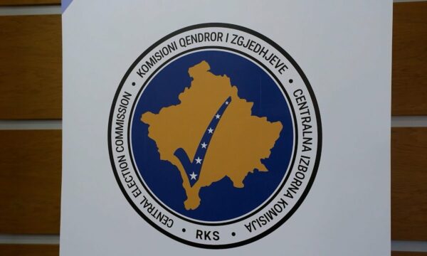 KQZ publikon listat me 902 kandidatë për deputetë të certifikuar