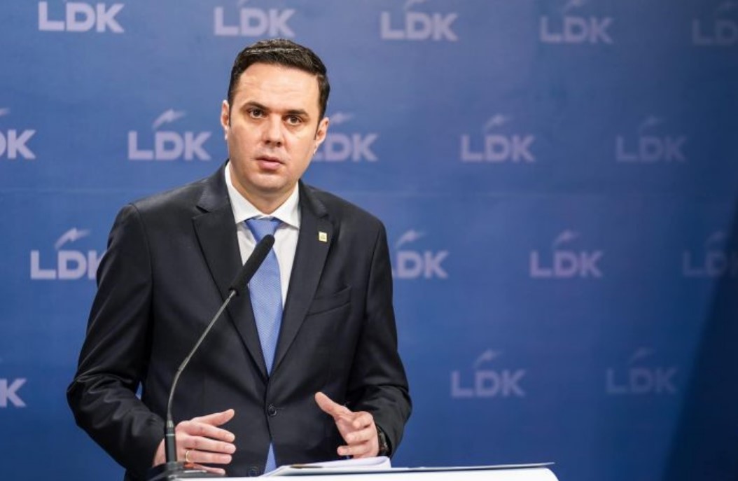 Abdixhiku me premtim para të rinjve: Investime të mëdha kapitale që Kosova s’i ka parë tash e 27 vite