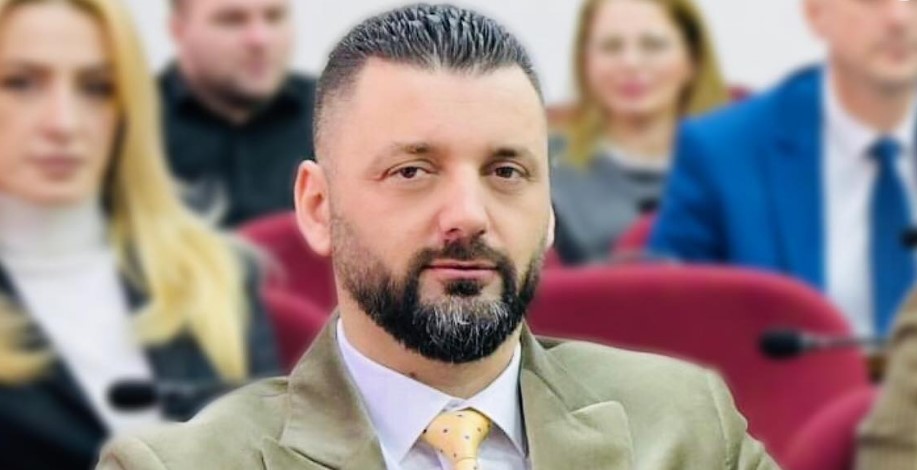Zyrtarizohet edhe një kandidat për deputet nga AAK e Pejës