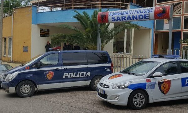 Tentuan ta vrisnin 57-vjeçarin, shpallen në kërkim autorët në Sarandë