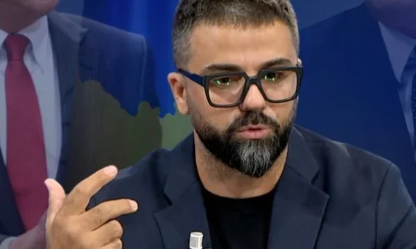 Specialja publikoi pamje për t’i treguar kushtet brenda burgut, Behrami: Fyese, po arsyetohen që po i mbajnë paligjshem qe 6 vjet
