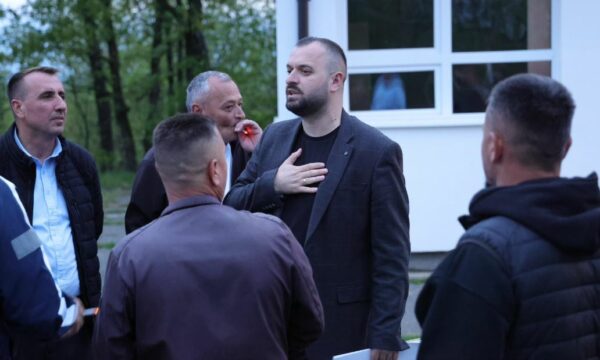Gjini i tronditur nga vdekja e Stojkajt: Deçani sot ka humbur një nga djemtë e tij më të mirë