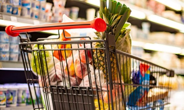 Inflacioni 7,5% në Kosovë, ekonomistët: Po bëhet “kancer” për ekonominë