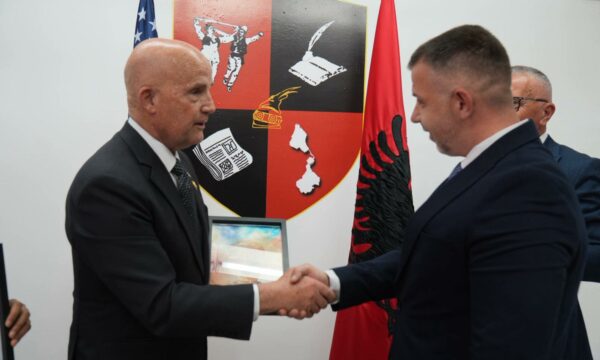 Kongresistët amerikanë në Preshevë, Rexhepi: Diskriminimi ndaj shqiptarëve në Luginë duhet të ndalet