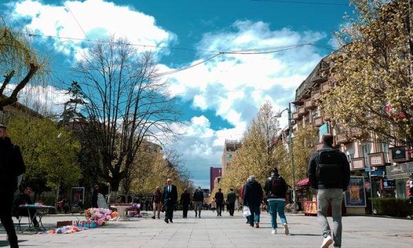 Kosovarët më të kënaqurit në rajon me situatën në vend