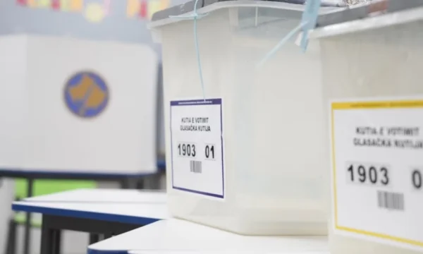 KQZ emëron rreth 14 mijë anëtarë për vendvotimet e rregullta, me kusht dhe në përfaqësitë diplomatike