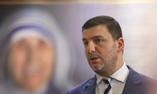 Krasniqi: Kosova ka nevojë për njerëz që dinë të punojnë, lista e PDK’së përfaqëson të gjitha shtresat e shoqërisë