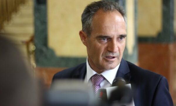 Hasani: Jam propozuar nga dega e Prizrenit që të jem në listën e deputetëve për zgjedhjet e 7 qershorit